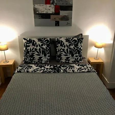 Louvre Studio Apartment Paris